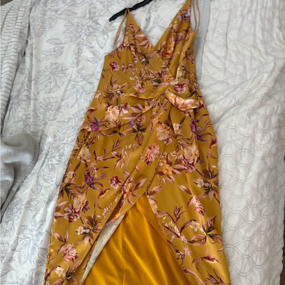 Yellow express dress